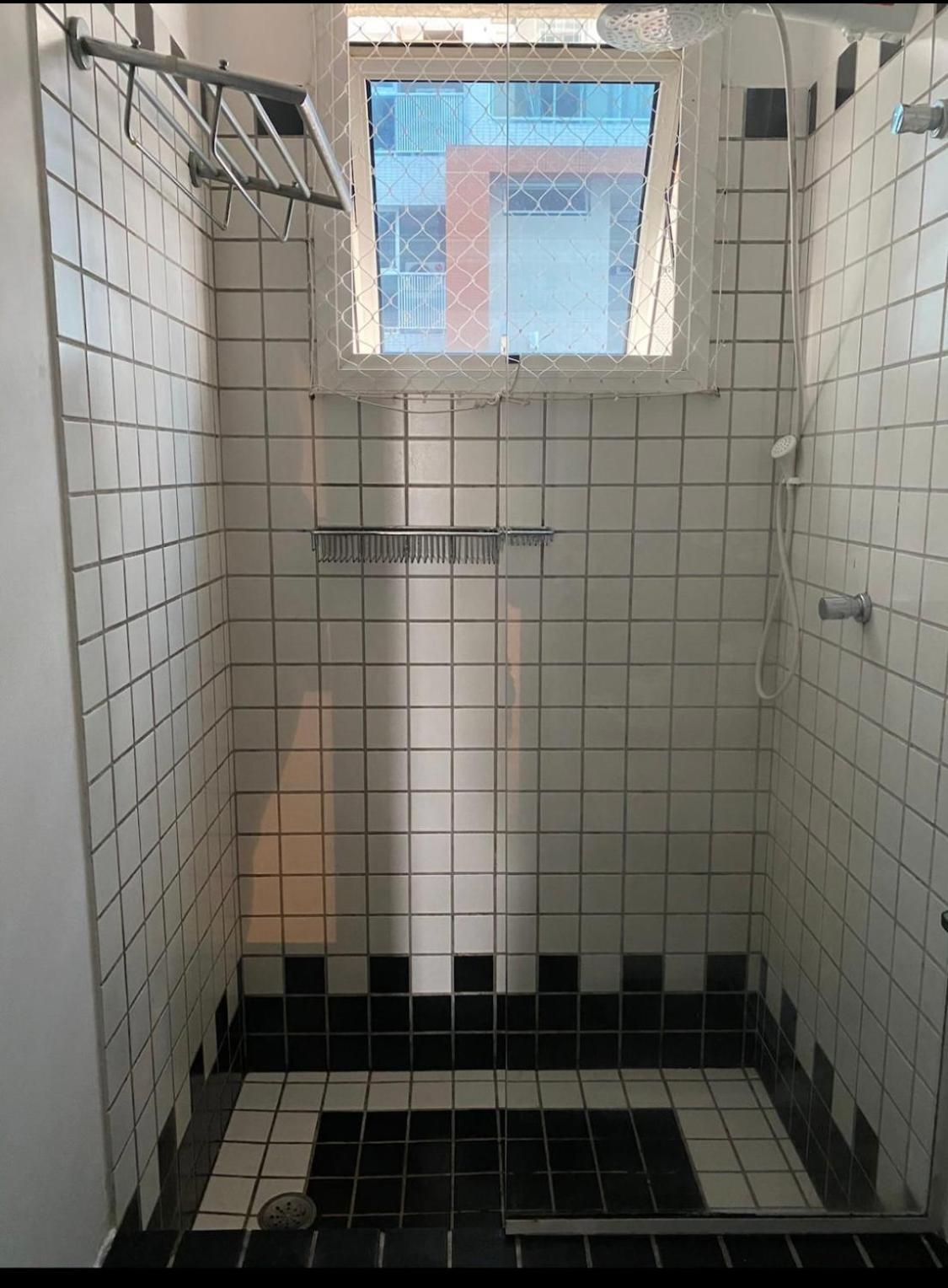 Flat Em Santos No Gonzaga A Tres Quadras Da Praia Екстер'єр фото